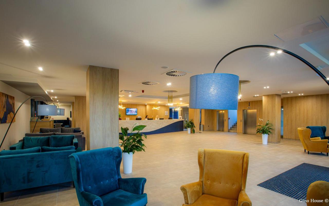 Besenova Gino Paradise Apartments With Aquapark Exteriör bild